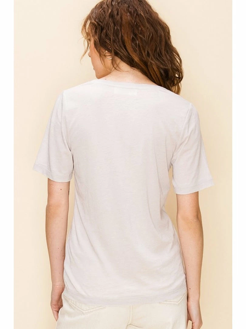 HYFVE WOMEN S/S Basic V-Neck Tee DZ20E058 Cloud 2 HYFVE WOMEN S/S Basic V-Neck Tee DZ20E058 Cloud