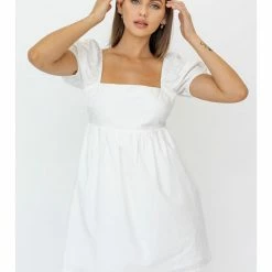 LE LIS SHORT SLEEVE BACK TIE DETAIL BABYDOLL DRESS WOMEN