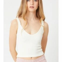 Love Tree Fahsion WOMEN KNIT SOLID CROPPED SEAMLESS TANK TOP