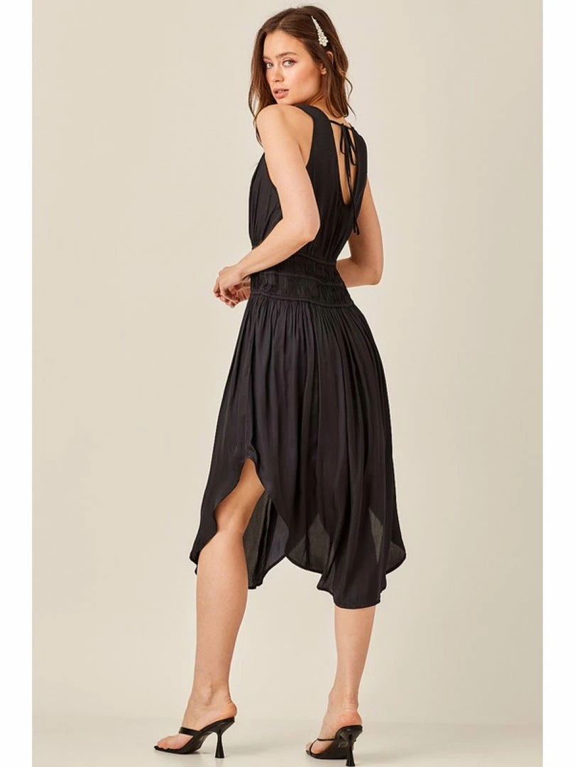 Mustard Seed STRAP BACK SHIRRED ROUND HEM DRESS 2 Mustard Seed STRAP BACK SHIRRED ROUND HEM DRESS