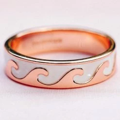 Pura Vida Reversible Mother Of Pearl Wave Ring 6 Pura Vida Reversible Mother Of Pearl Wave Ring