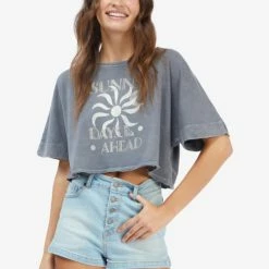 WOMEN Roxy Sunny Heart Cropped T-Shirt
