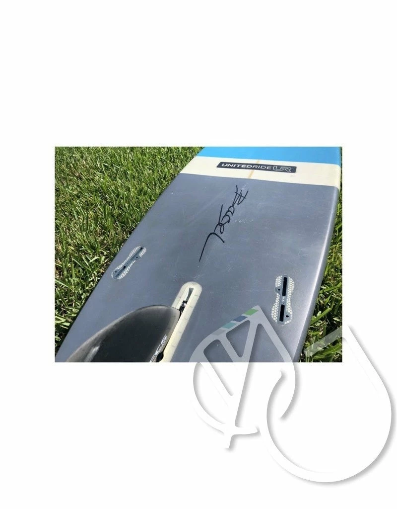 United Ride Surfboard 9'0" Blue/Gray -USED Surf & SUP 3 United Ride Surfboard 9'0" Blue/Gray -USED Surf & SUP