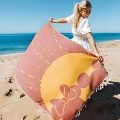 Beach Towels And Umbrellas Sand Cloud Disney Mickey - Minnie Date