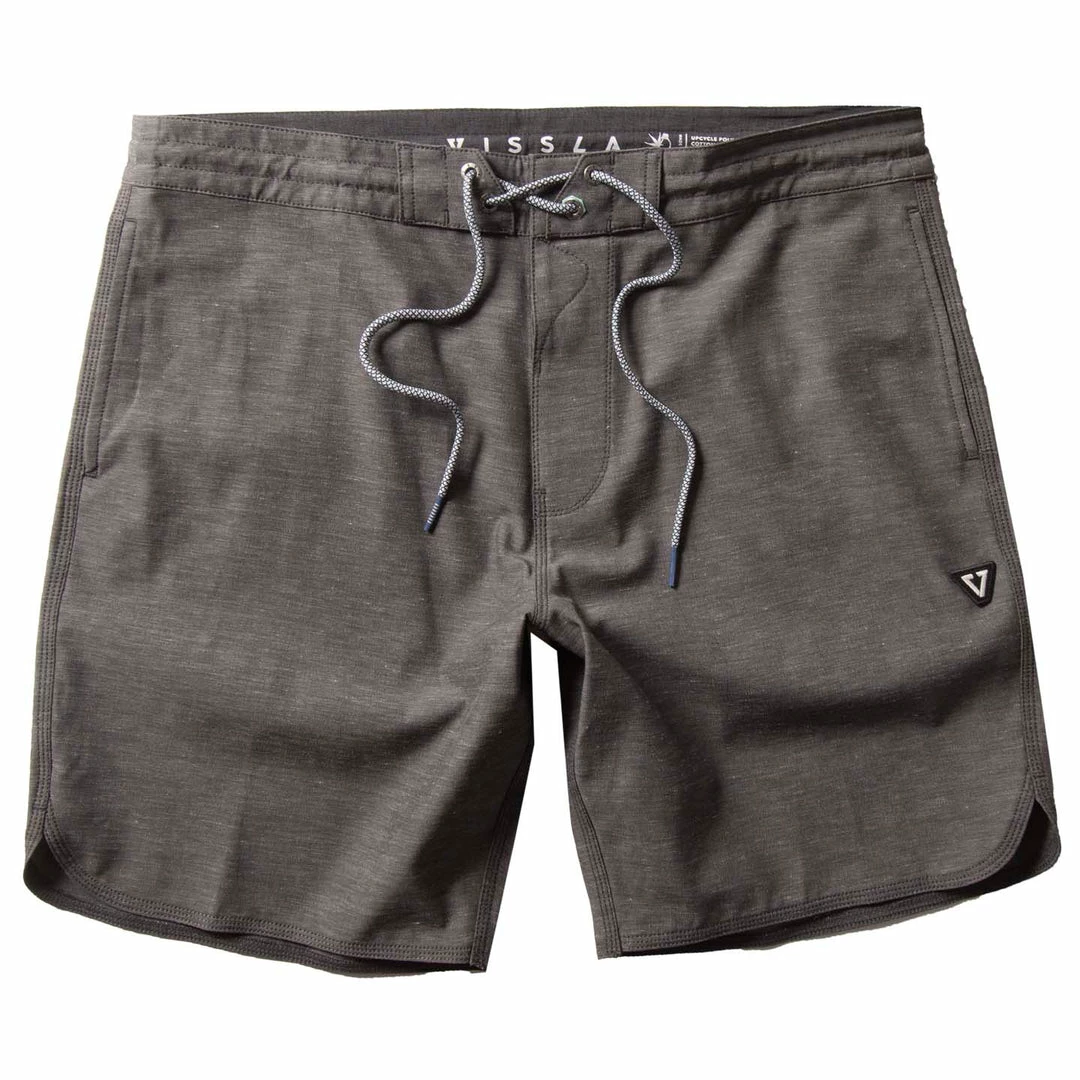 Vissla Stoke'm 17.5" Boardshort- Phantom MEN 1 Vissla Stoke'm 17.5" Boardshort- Phantom MEN